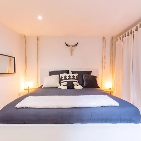 Atelier D'artiste Proche Montmartre Apartment *